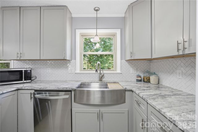 4821 Raleigh Street, Conover, NC 28613
