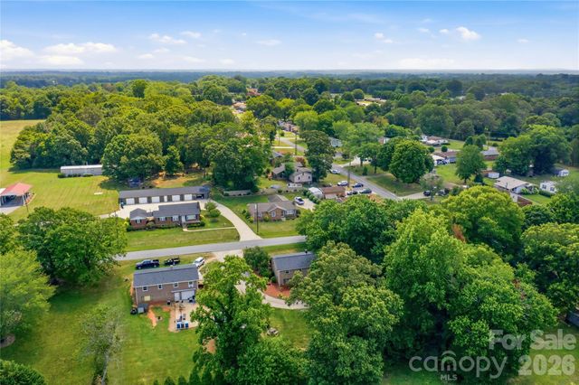 4821 Raleigh Street, Conover, NC 28613