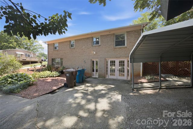 4821 Raleigh Street, Conover, NC 28613