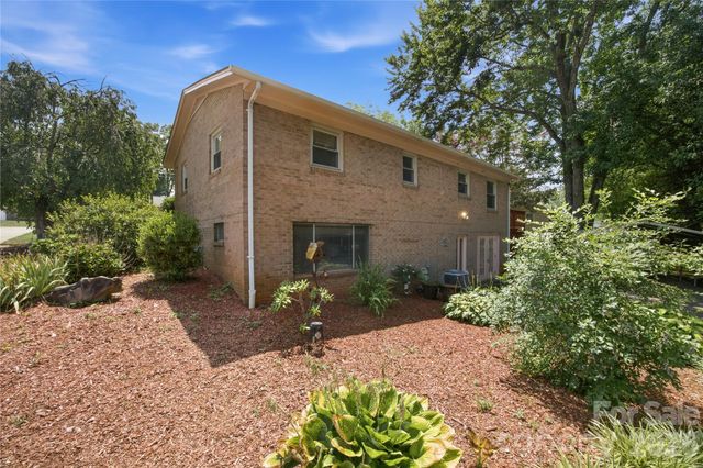 4821 Raleigh Street, Conover, NC 28613