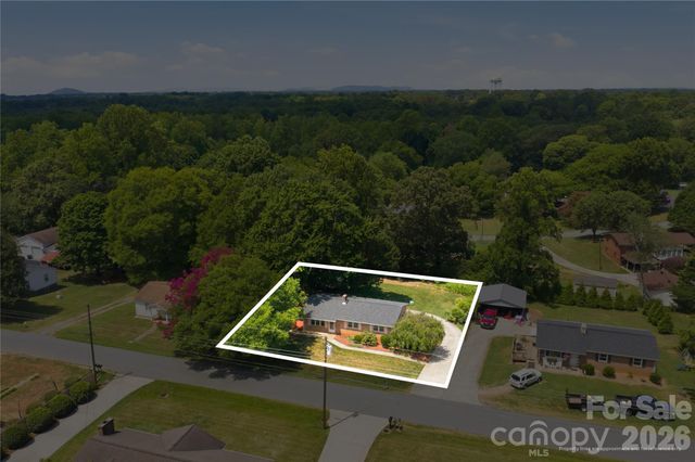 4821 Raleigh Street, Conover, NC 28613