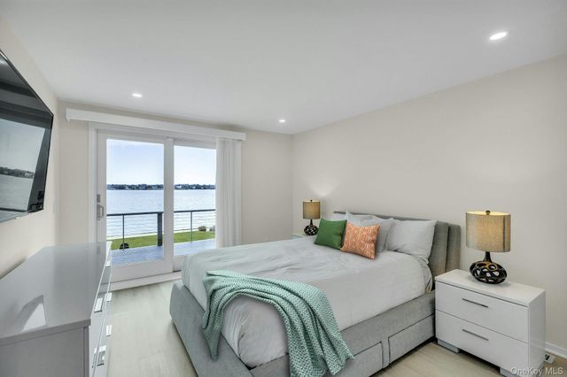 17 Romana Drive, Hampton Bays, NY 11946