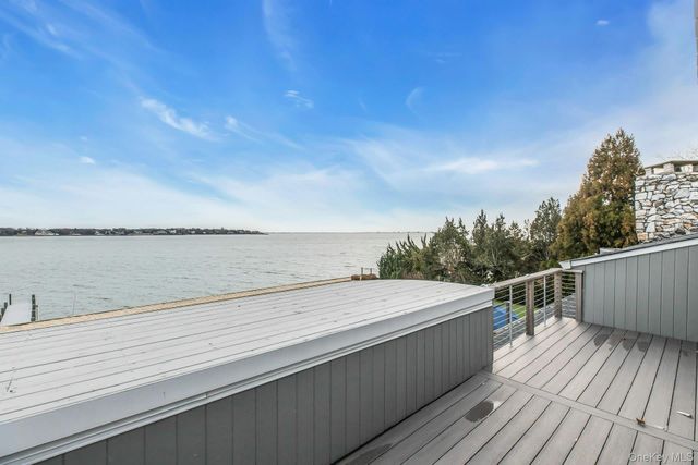 17 Romana Drive, Hampton Bays, NY 11946