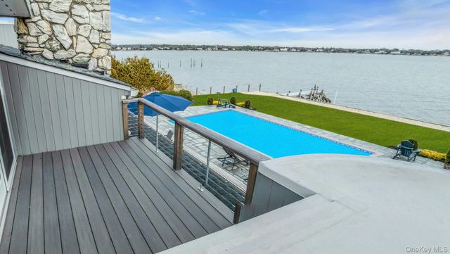 17 Romana Drive, Hampton Bays, NY 11946