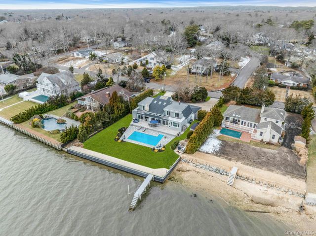 17 Romana Drive, Hampton Bays, NY 11946
