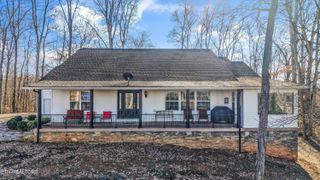 2993 Quarry Hollow Rd, Friendsville, TN 37737