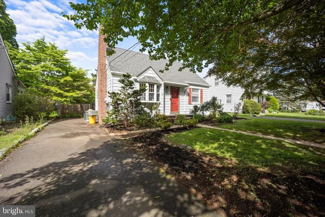 46 GRANDVIEW AVE, Hamilton, NJ 08620