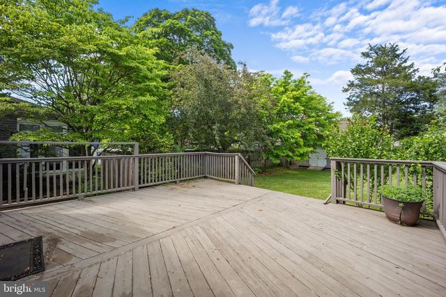 46 GRANDVIEW AVE, Hamilton, NJ 08620