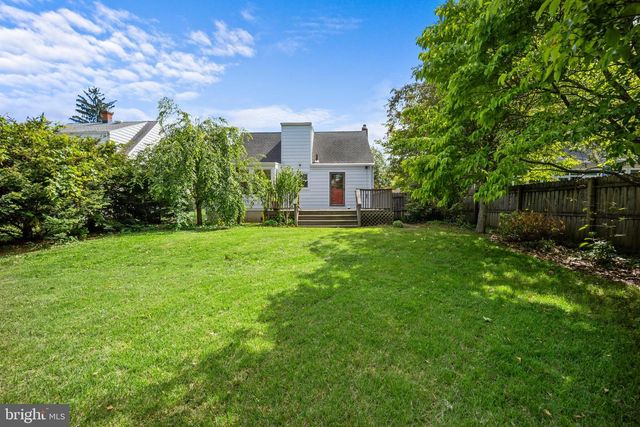 46 GRANDVIEW AVE, Hamilton, NJ 08620