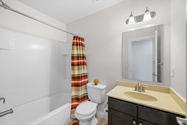 5035 Jewel Lane N, Plymouth, MN 55446