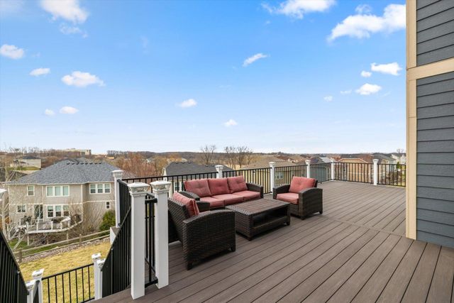 5035 Jewel Lane N, Plymouth, MN 55446
