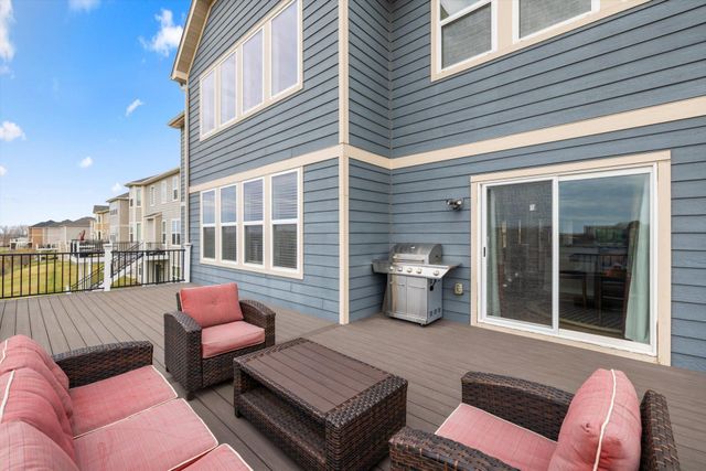 5035 Jewel Lane N, Plymouth, MN 55446