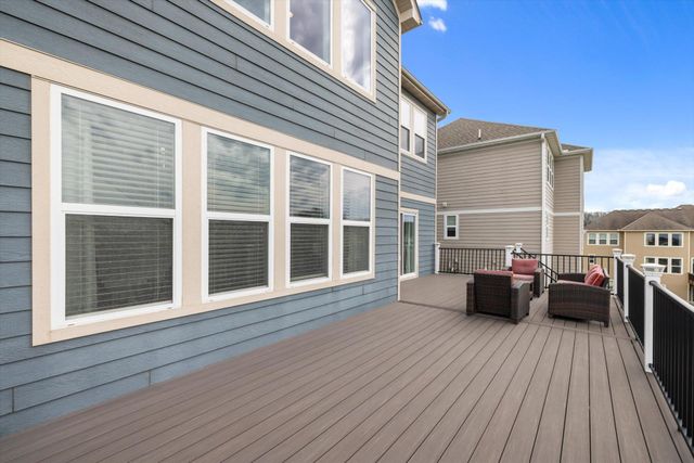 5035 Jewel Lane N, Plymouth, MN 55446
