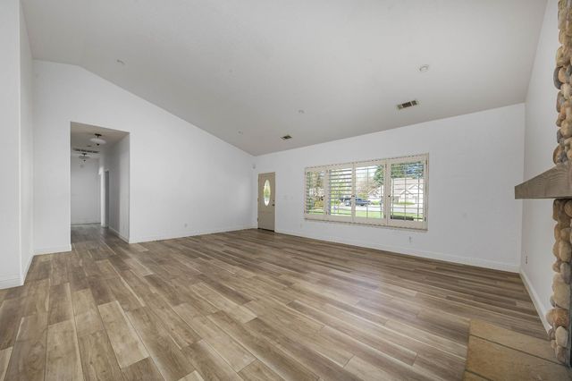 10324 Rio Sombra Ct, Oakdale, CA 95361