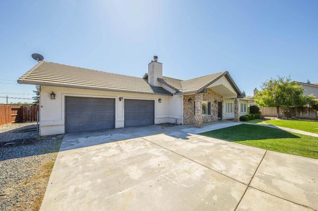 10324 Rio Sombra Ct, Oakdale, CA 95361