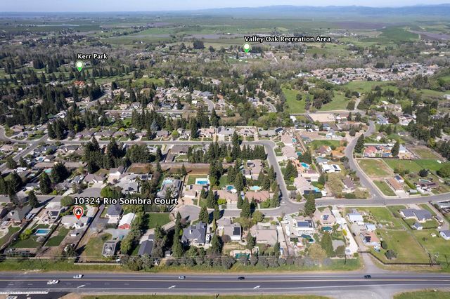 10324 Rio Sombra Ct, Oakdale, CA 95361