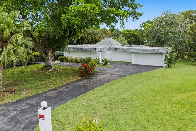 5707 White Hickory Circle, Tamarac, FL 33319