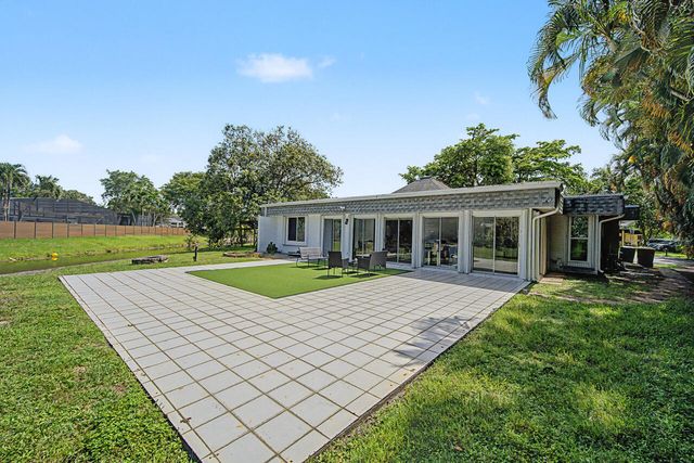 5707 White Hickory Circle, Tamarac, FL 33319