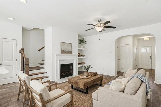 1962 Dillon Drive, Lithonia, GA 30058