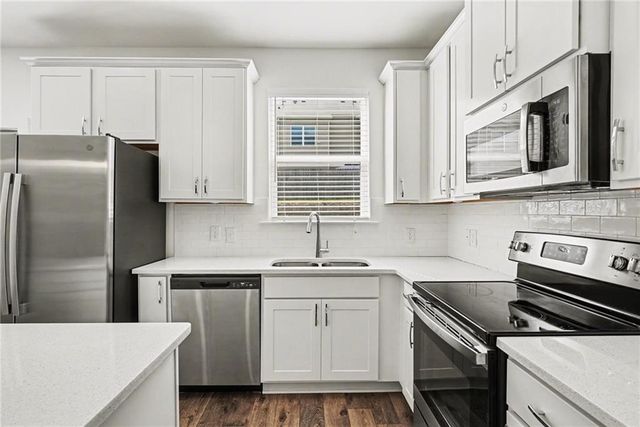 1962 Dillon Drive, Lithonia, GA 30058