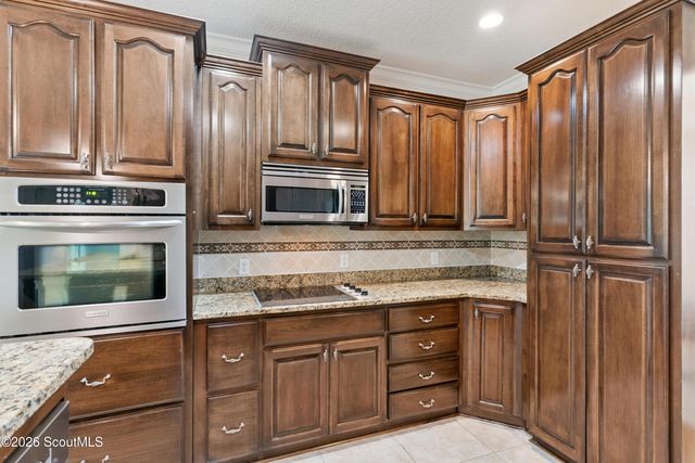 371 Lake Erie Drive, Brunswick, GA 31523