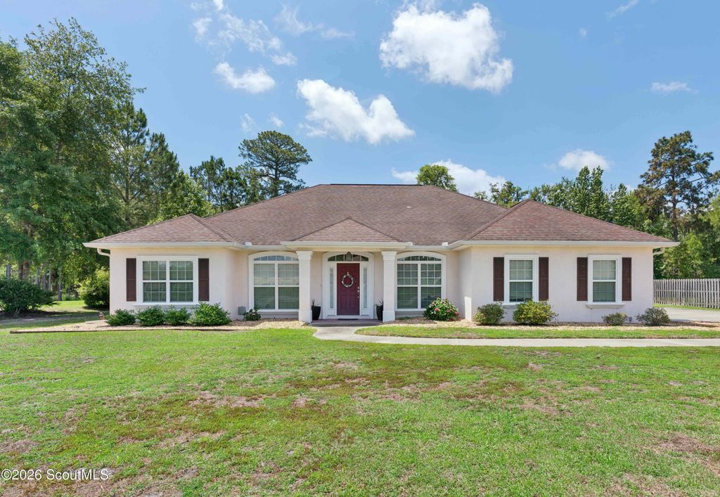 371 Lake Erie Drive, Brunswick, GA 31523