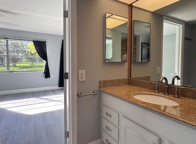 2604 Nassau Bend F1, Coconut Creek, FL 33066