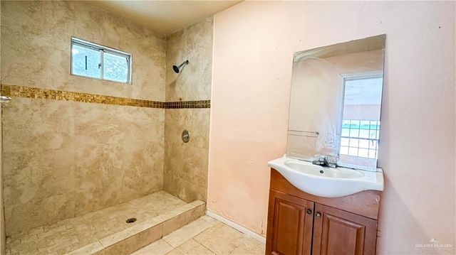 214 Olmo Street, Sullivan City, TX 78595