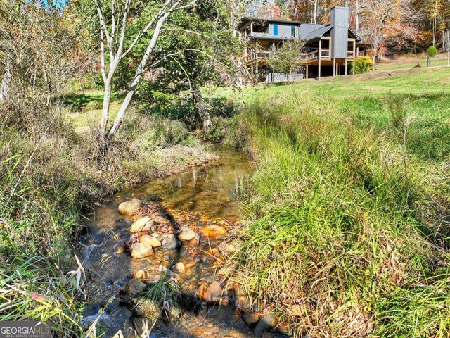 89 High Meadows Court, Morganton, GA 30560