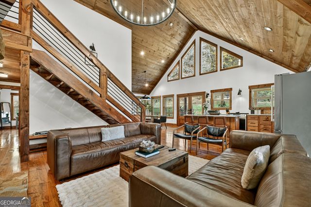 89 High Meadows Court, Morganton, GA 30560