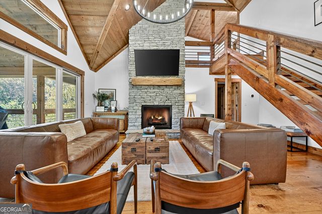 89 High Meadows Court, Morganton, GA 30560