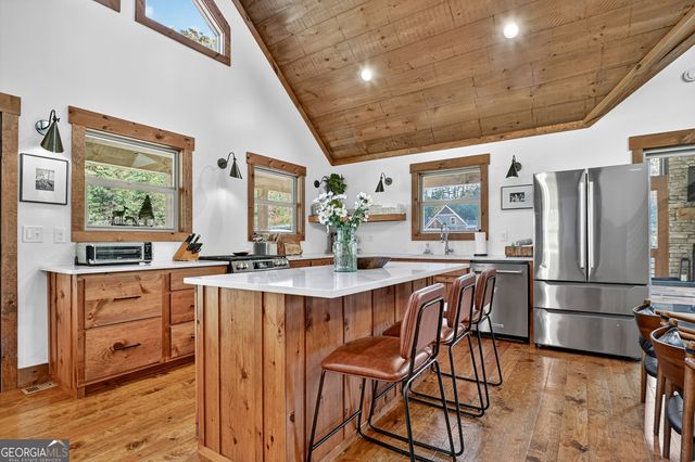 89 High Meadows Court, Morganton, GA 30560