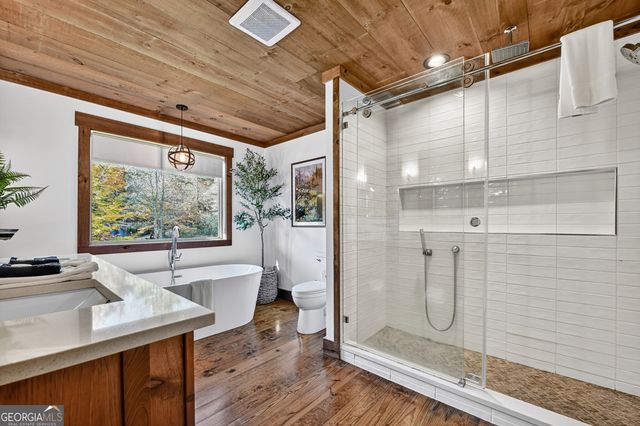 89 High Meadows Court, Morganton, GA 30560