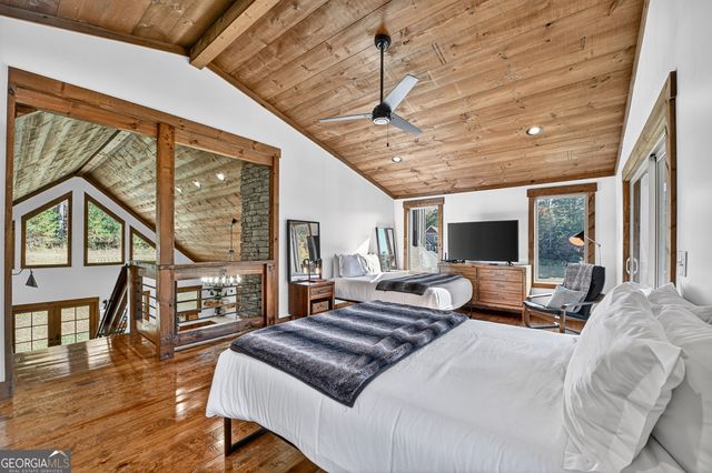 89 High Meadows Court, Morganton, GA 30560