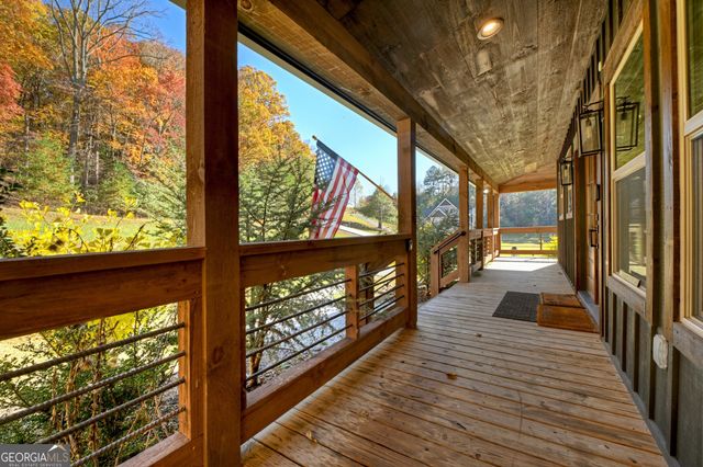 89 High Meadows Court, Morganton, GA 30560