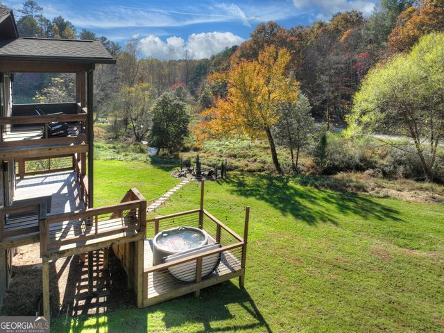 89 High Meadows Court, Morganton, GA 30560