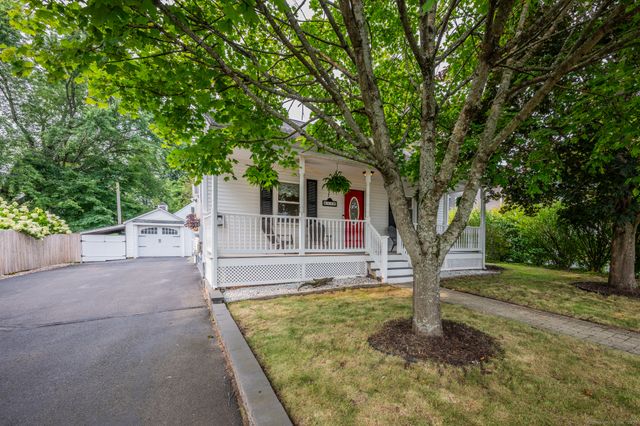 35 New Lane, Cromwell, CT 06416