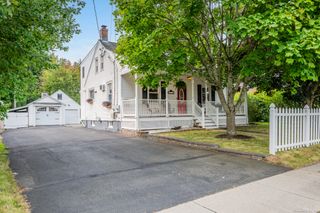 35 New Lane, Cromwell, CT 06416