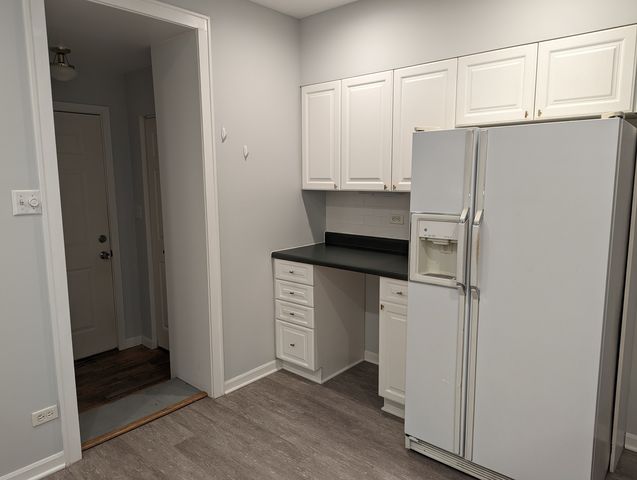 5650 N Spaulding Avenue 2, Chicago, IL 60659