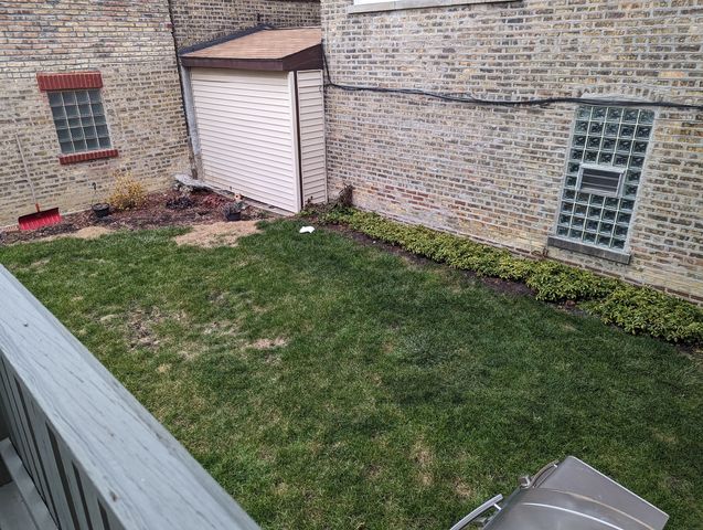 5650 N Spaulding Avenue 2, Chicago, IL 60659