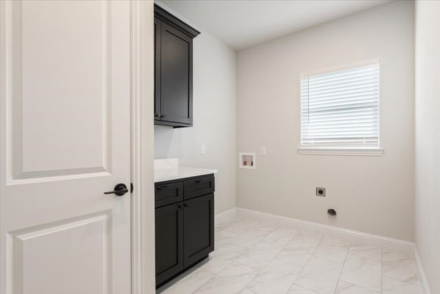 959 Gallant Fox Road, Hewitt, TX 76643