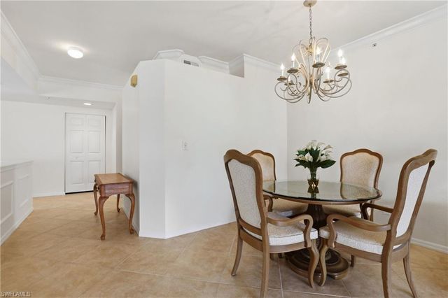 6887 Redbay Park RD 103, Naples, FL 34109