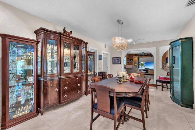 7950 NW 8th Ct, Margate, FL 33063