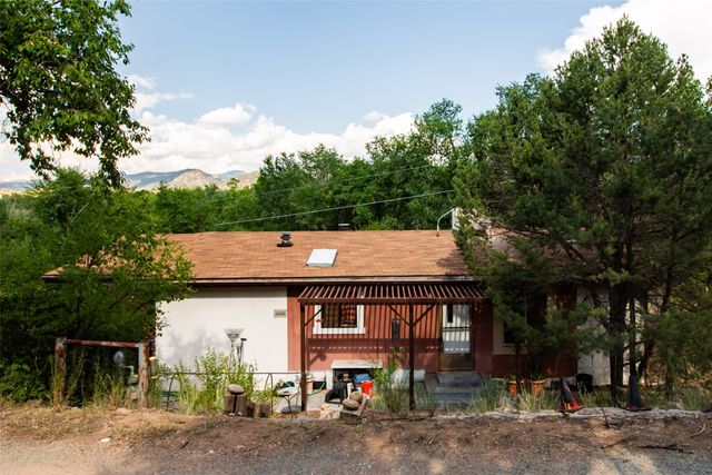 20 A Glowing Star Road, Santa Fe, NM 87506