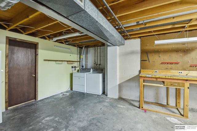 104 Waldo Circle, Bellevue, NE 68005