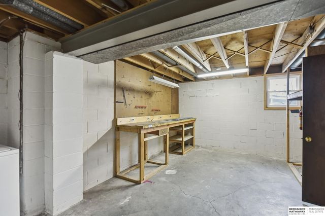 104 Waldo Circle, Bellevue, NE 68005