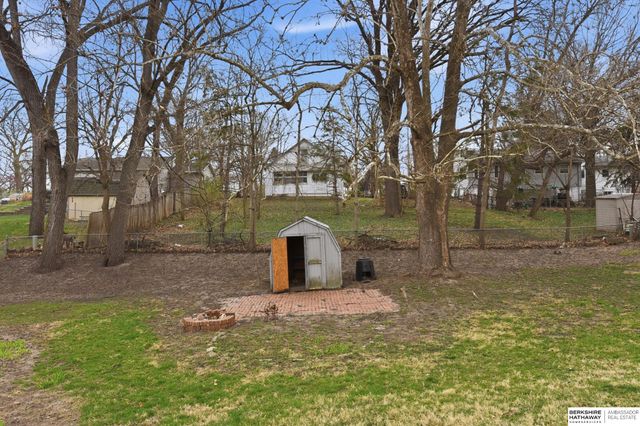 104 Waldo Circle, Bellevue, NE 68005