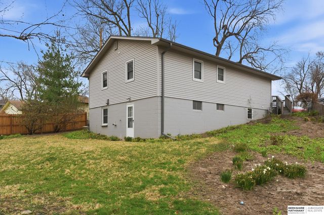 104 Waldo Circle, Bellevue, NE 68005