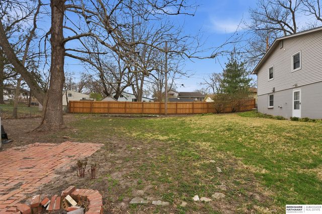 104 Waldo Circle, Bellevue, NE 68005