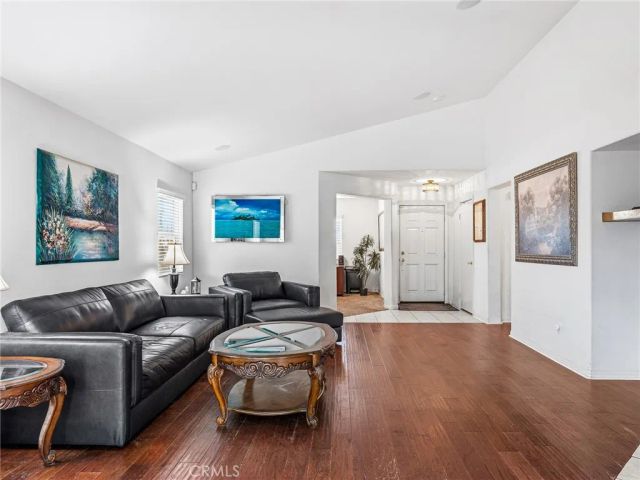 11893 Pepperwood Street, Victorville, CA 92392